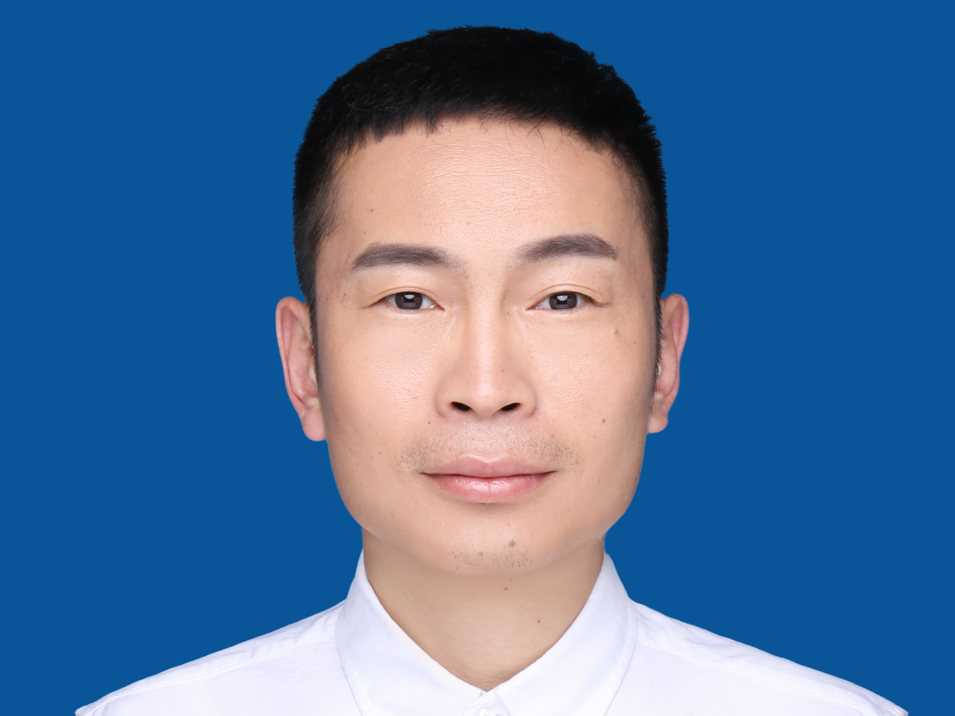 贺小伟